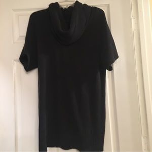 Elle short sleeve sweater - size L
